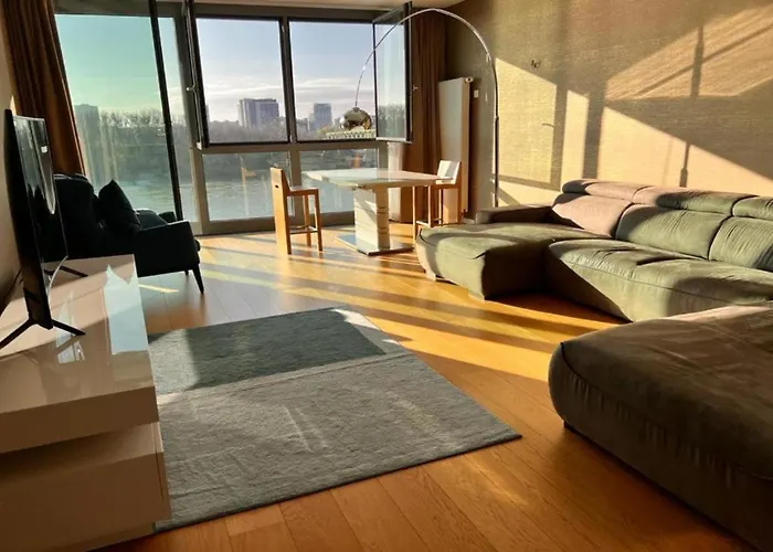 No1 Dream View * براتسيلافا